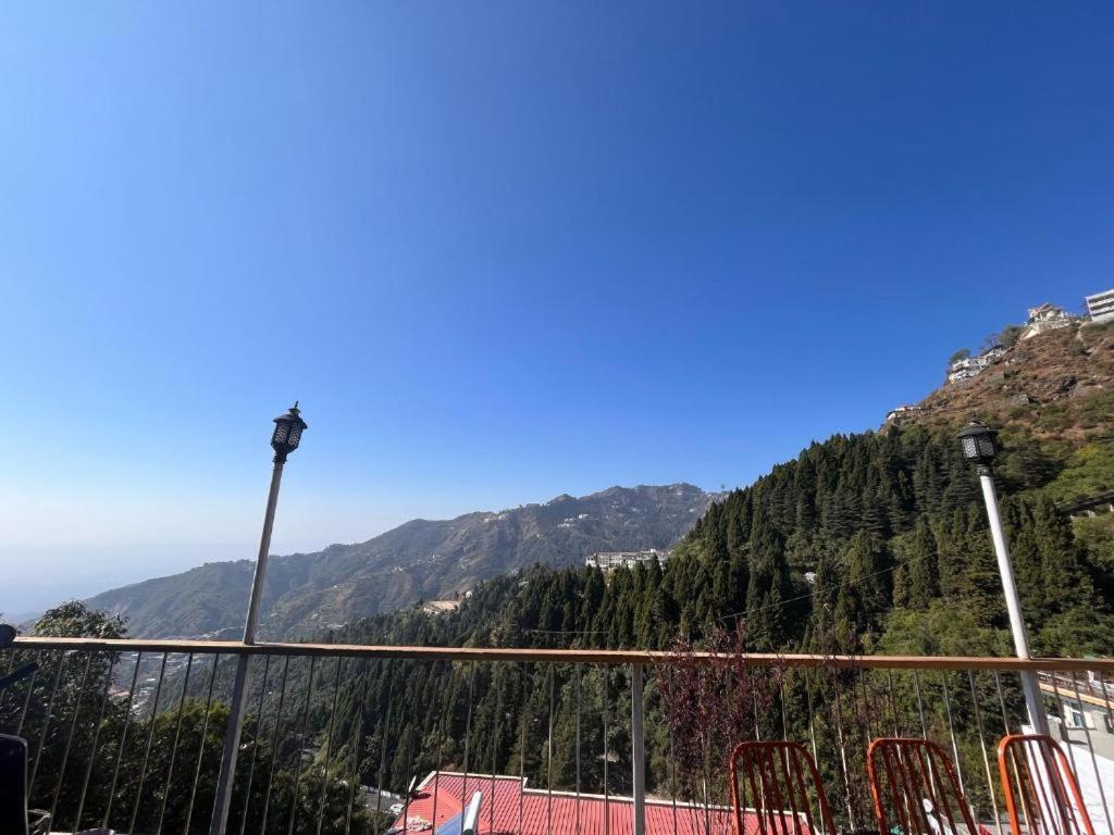 Hotel Jaiswal Estate Mussoorie Exteriör bild