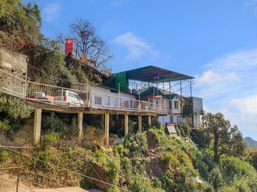 Hotel Jaiswal Estate Mussoorie Exteriör bild